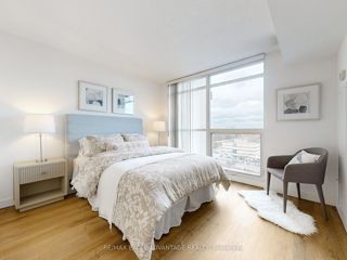 1202 - 33 Singer Crt