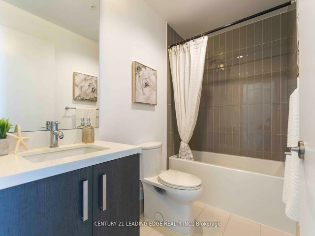 S810 - 120 Bayview Ave