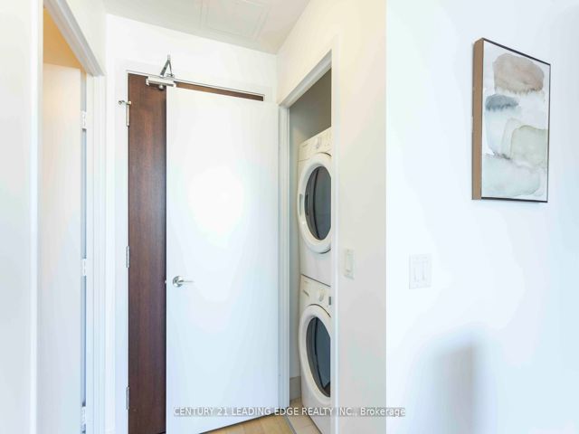 S810 - 120 Bayview Ave