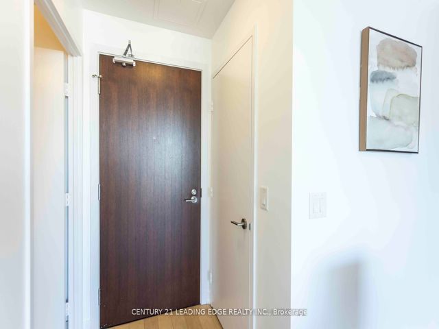 S810 - 120 Bayview Ave