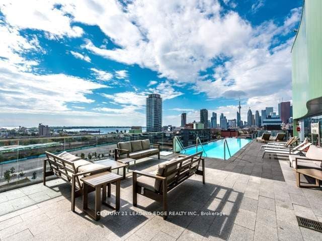 S810 - 120 Bayview Ave
