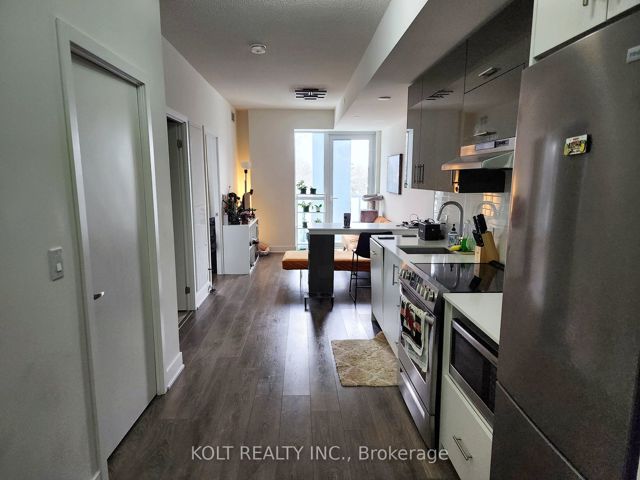 217 - 188 Fairview Mall Dr