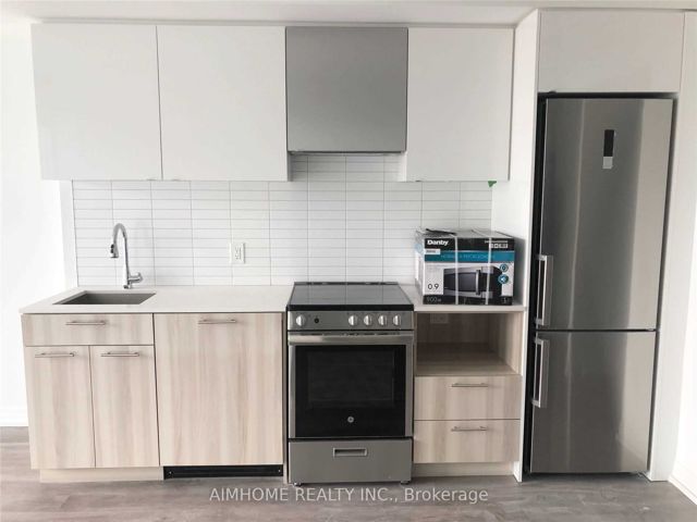 2108 - 251 Jarvis St