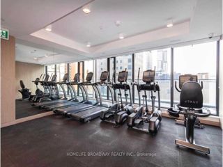 609 - 215 Queen St W