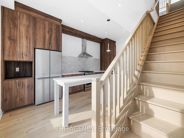1 - 110 Harbord St