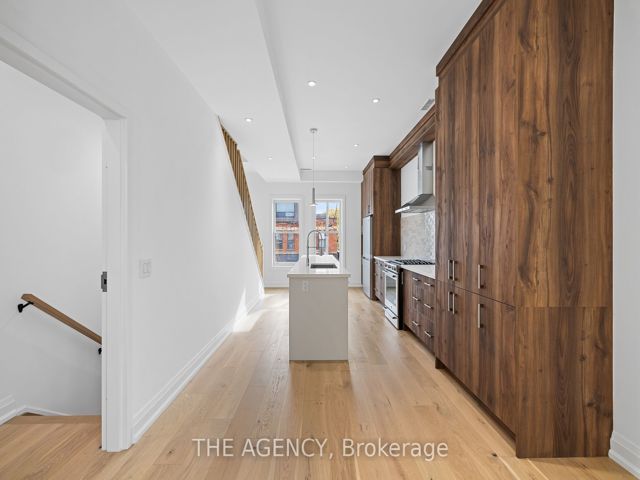 1 - 110 Harbord St