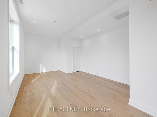 1 - 110 Harbord St
