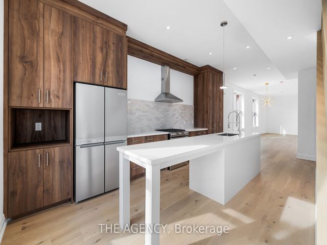 1 - 110 Harbord St