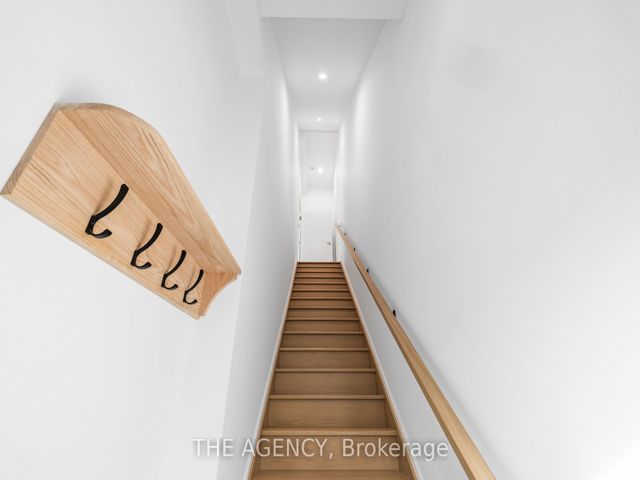 1 - 110 Harbord St