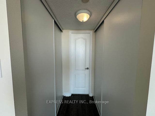 3106 - 38 Elm St