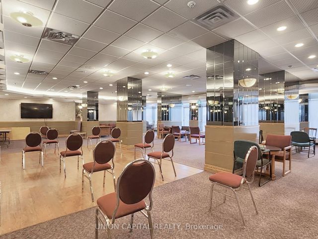 1008 - 28 Hollywood Ave