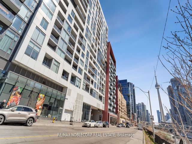 919 - 576 Front St