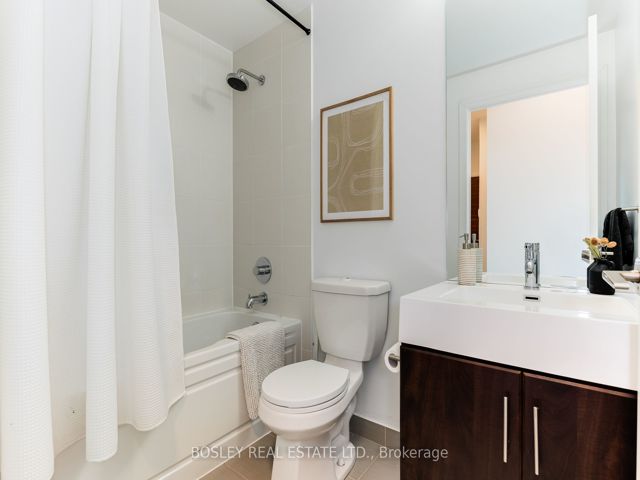 418 - 35 Brian Peck Cres