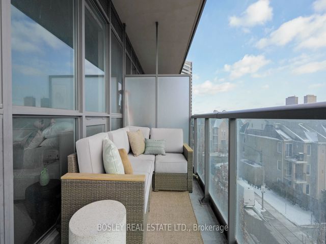 418 - 35 Brian Peck Cres