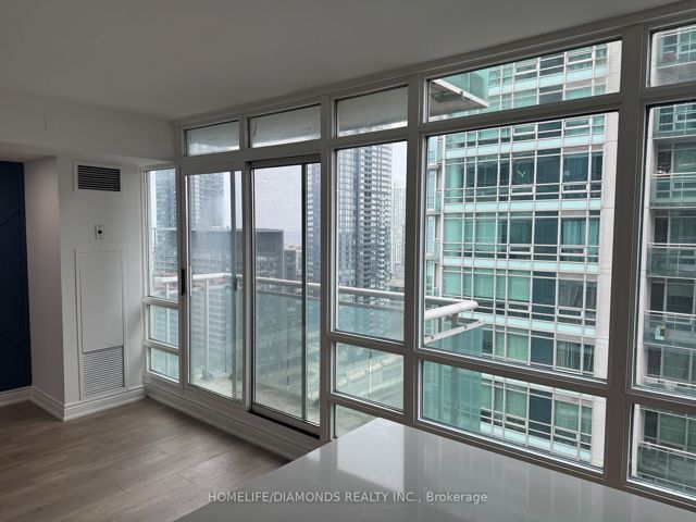 2601 - 381 Front St W