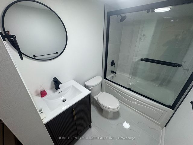 2601 - 381 Front St W