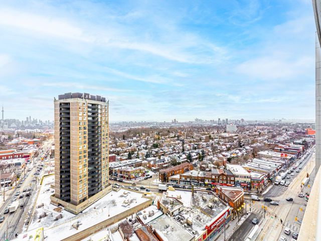 1607 - 500 St Clair Ave W