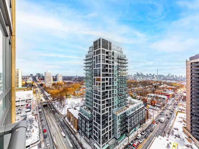 1607 - 500 St Clair Ave W