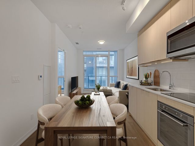 507 - 32 Forest Manor Rd