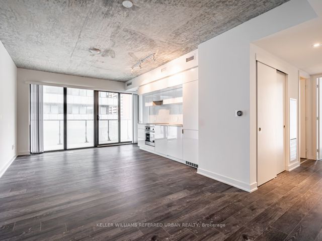 403 - 185 Roehampton Ave