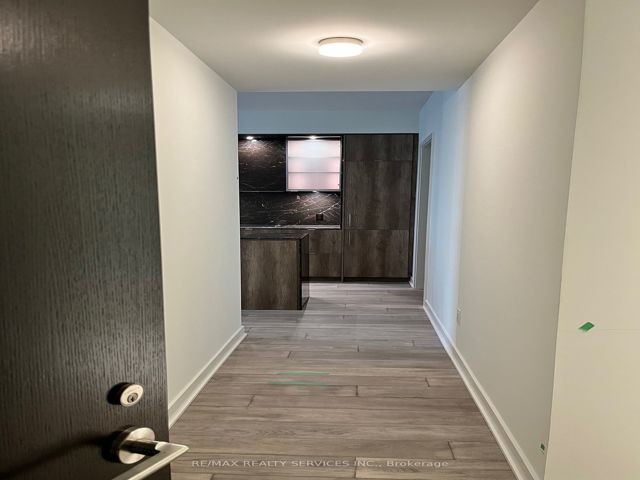 1207 - 11 Yorkville Ave