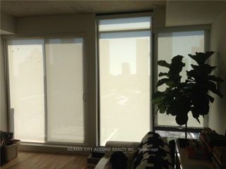 718 - 560 King St W