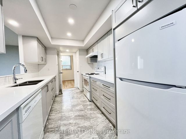 1404 - 75 Wynford Heights Cres