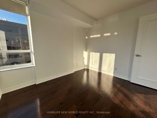 1105 - 60 St Clair Ave W