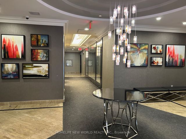 1105 - 60 St Clair Ave W