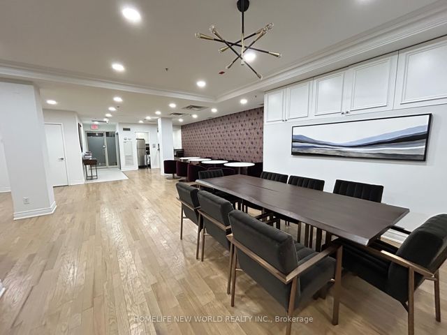 1105 - 60 St Clair Ave W