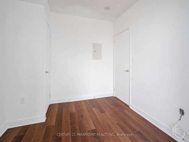 1609 - 5 Mariner Terr
