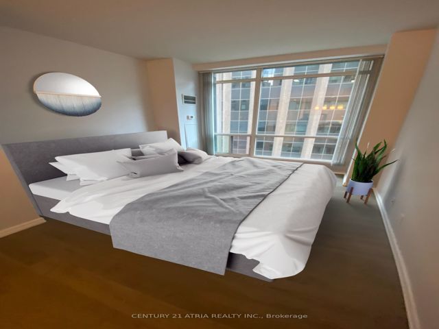1011 - 7 King St E