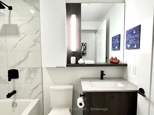 1603 - 5 Defries St S