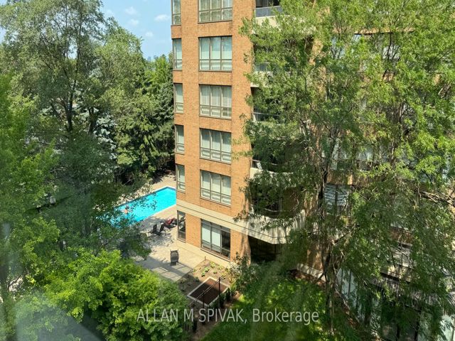 504 - 271 Ridley Blvd