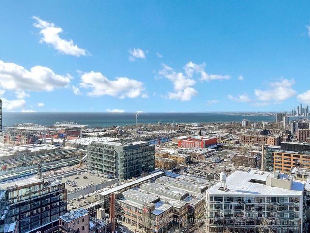 2709 - 125 Western Battery Rd