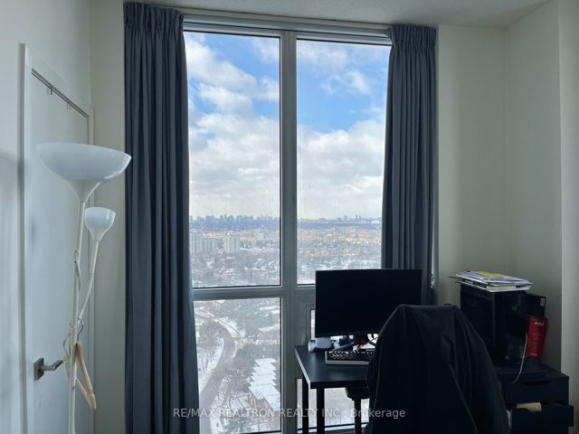 2107 - 56 Forest Manor Rd