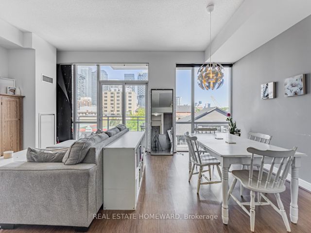 N409 - 116 George St