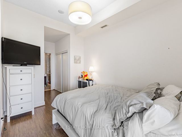 N409 - 116 George St
