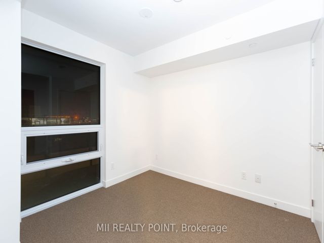 902 - 120 Varna Dr