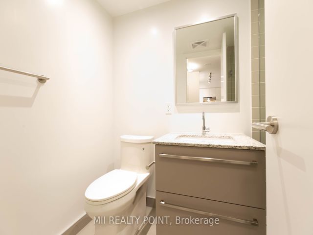 902 - 120 Varna Dr