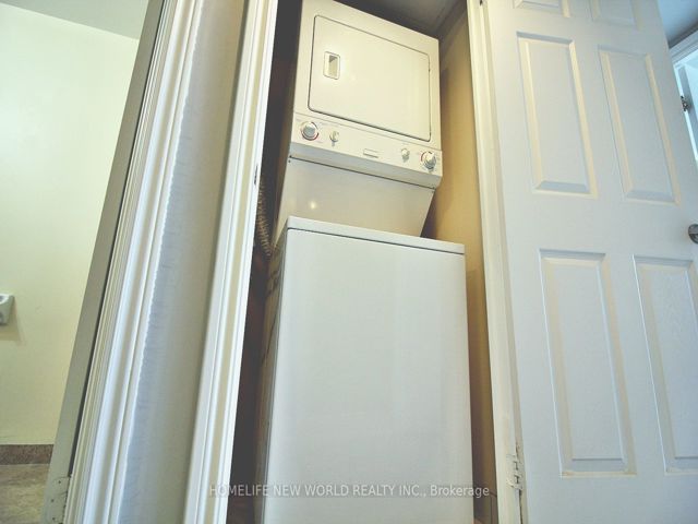 3613 - 763 Bay St