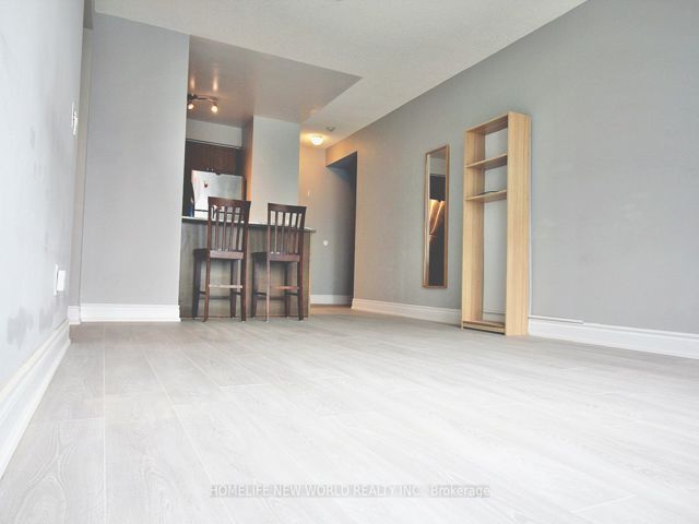 3613 - 763 Bay St