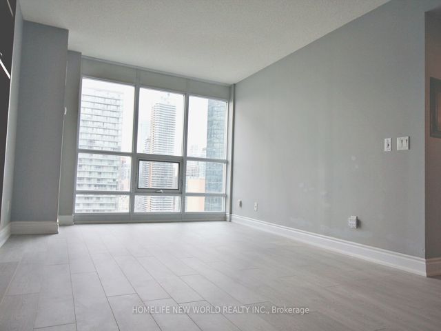 3613 - 763 Bay St