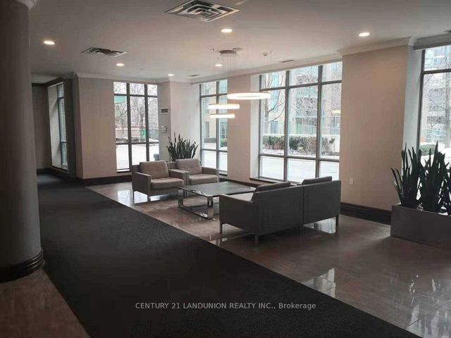 308 - 22 Olive Ave