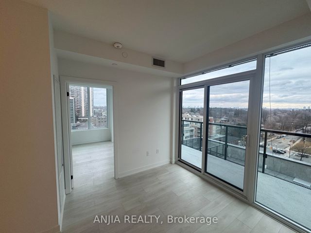 1809 - 117 Broadway Ave
