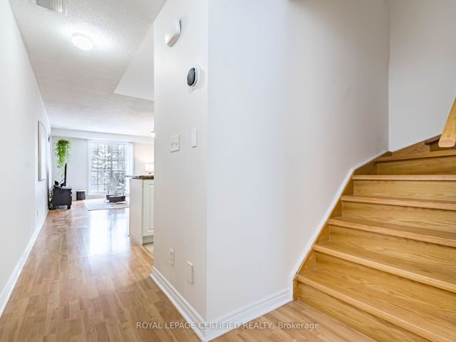 6 - 55 Cedarcroft Blvd