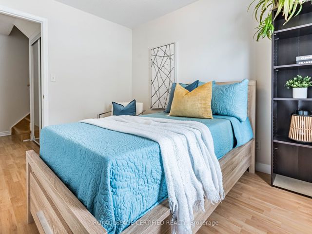 6 - 55 Cedarcroft Blvd