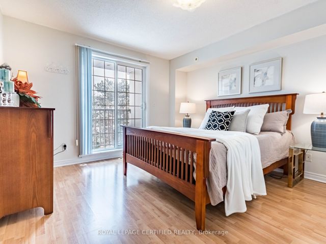 6 - 55 Cedarcroft Blvd
