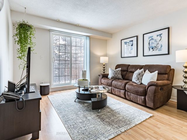 6 - 55 Cedarcroft Blvd