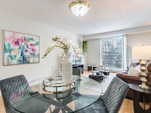 6 - 55 Cedarcroft Blvd